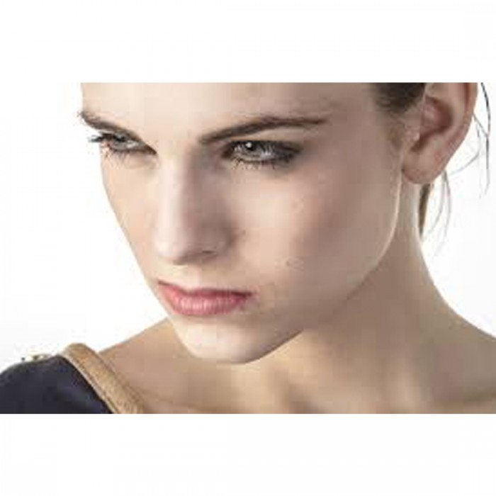 cleansing-cream-lifestyle-image